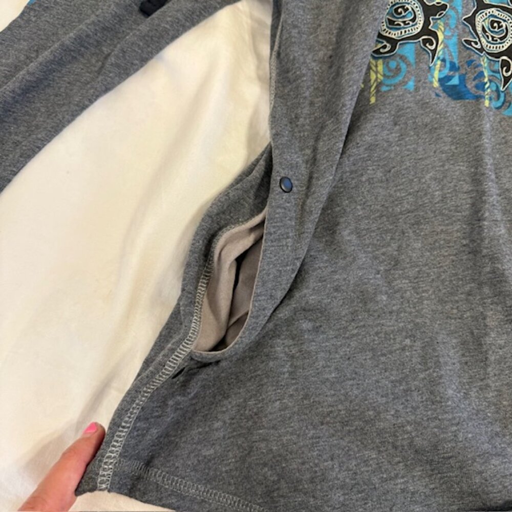 NWT Crazy Shirts Gray Hoodie Pullover Women XS Side Pockets Hawaii Tribal Turtle - Picture 5 of 10
